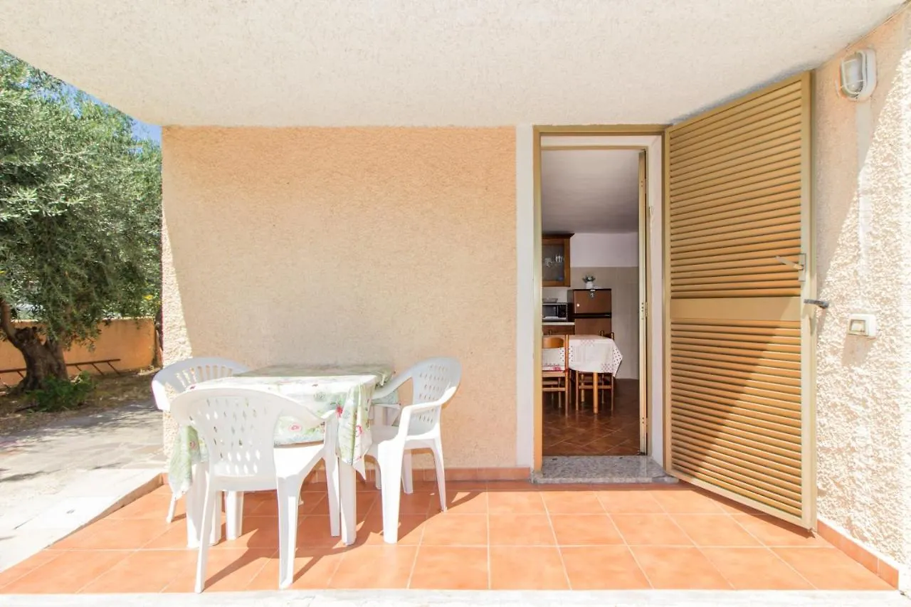 Appartamenti In Villa Con Ampio Giardino Esterno Посада 0*,