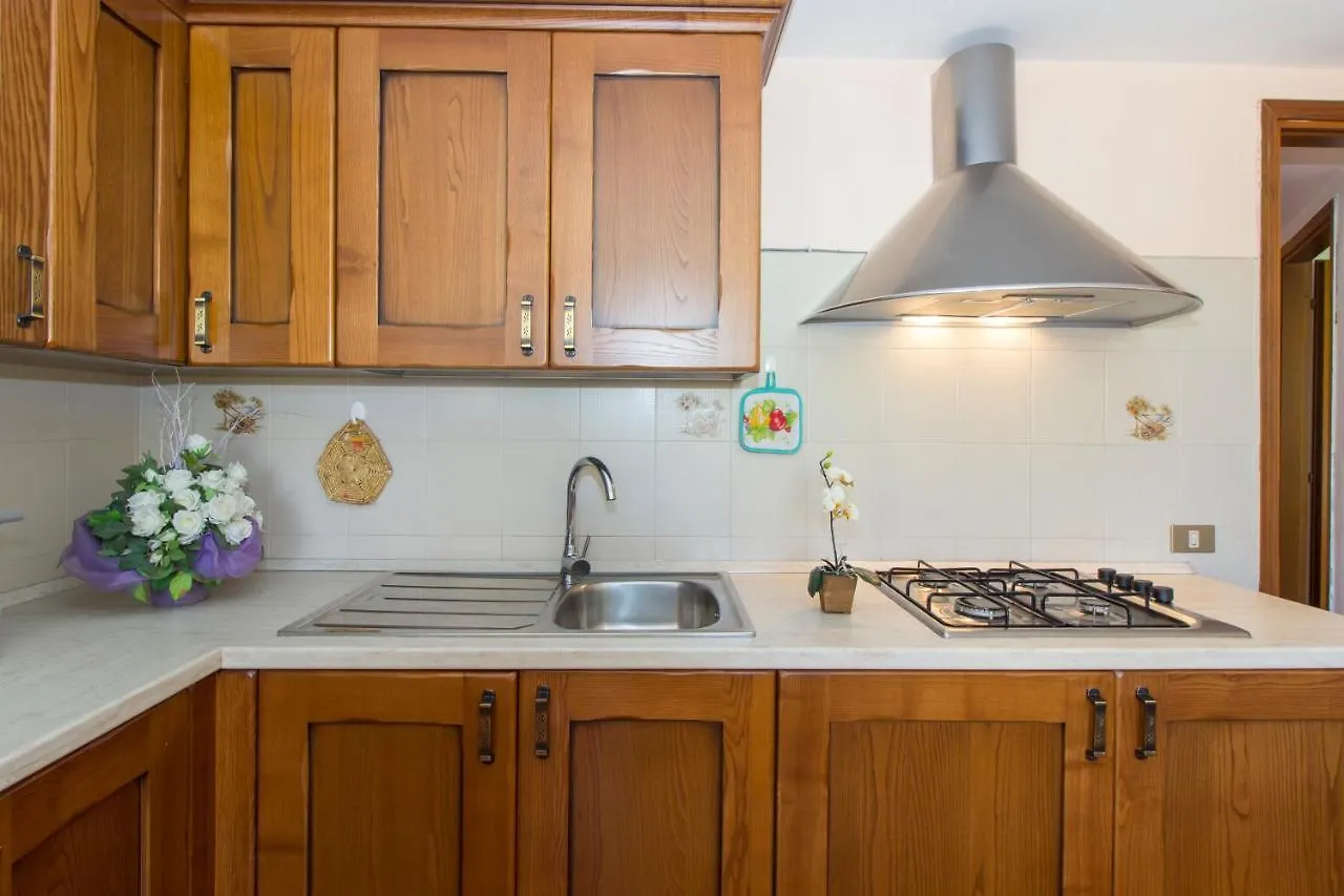 Appartamenti In Villa Con Ampio Giardino Esterno Посада
