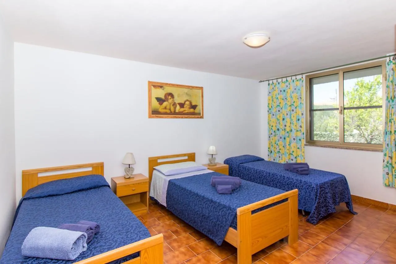 Semesterbostad Appartamenti In Villa Con Ampio Giardino Esterno Posada